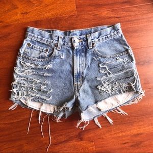 Rare Levi’s distressed high waisted shorts denim